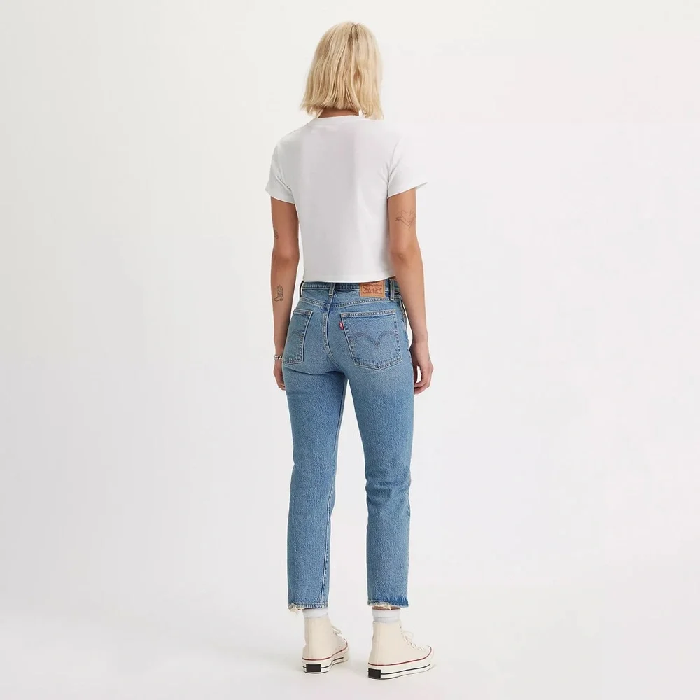LEVIS- Wedgie Straight Button Fly Denim Jeans - Picture 2 of 8
